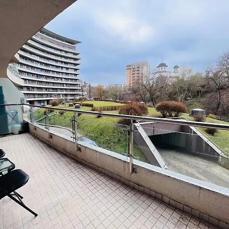 Eclipse Free Parking